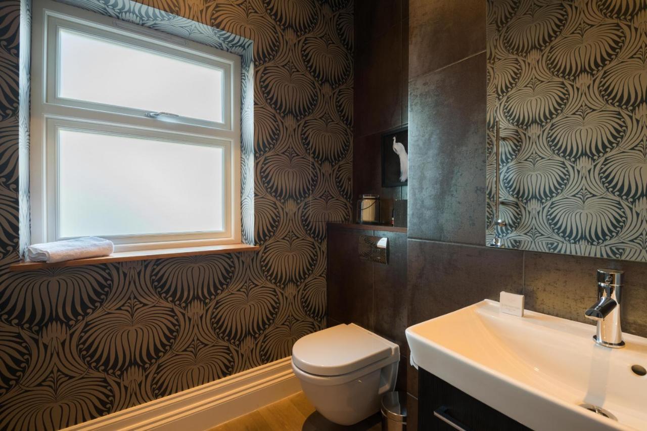 ריצ'מונד Breathtaking Putney Home With Gorgeous Garden מראה חיצוני תמונה