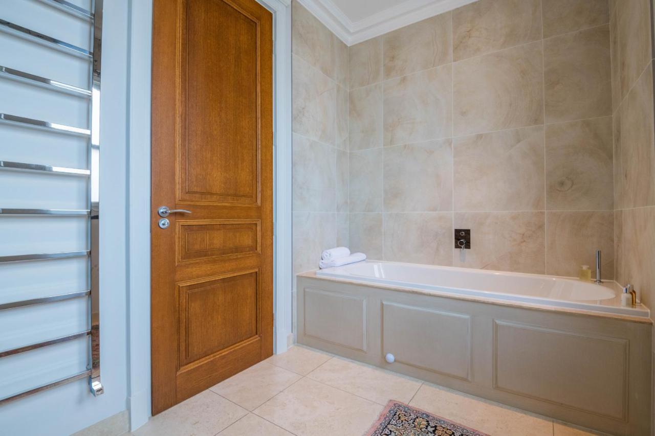 ריצ'מונד Breathtaking Putney Home With Gorgeous Garden מראה חיצוני תמונה